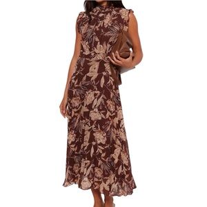 Petal & Pup Delphine Pleated Sleeveless Maxi Dress Medium